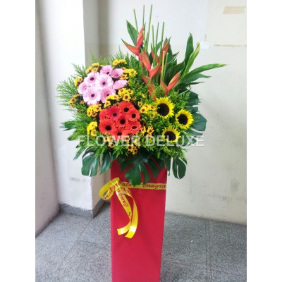 os017-sunflower, mix gerbera, heliconia